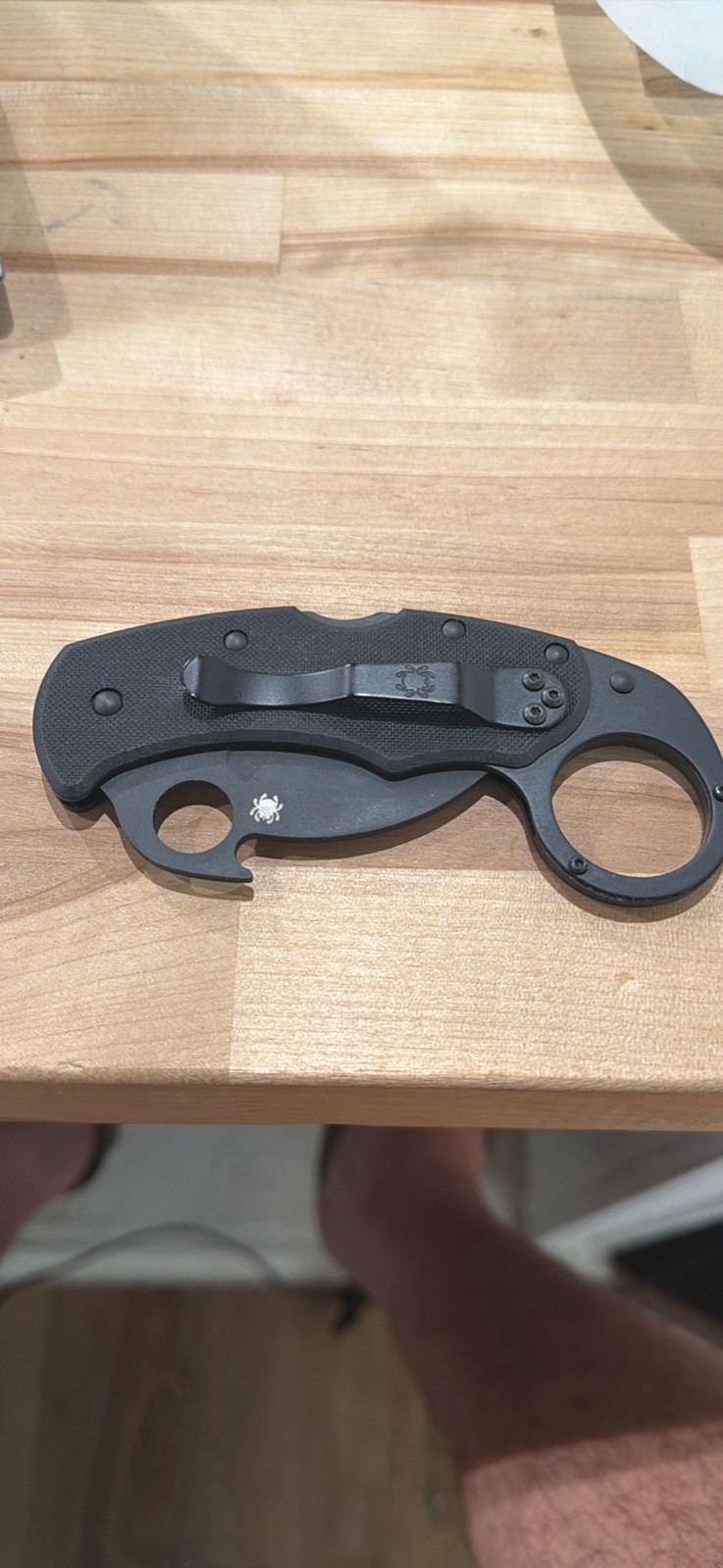 Spyderco Karahawk 2.35″ Plain Edge G-10 Handle Folding Knife – Black (C170GBBKP)