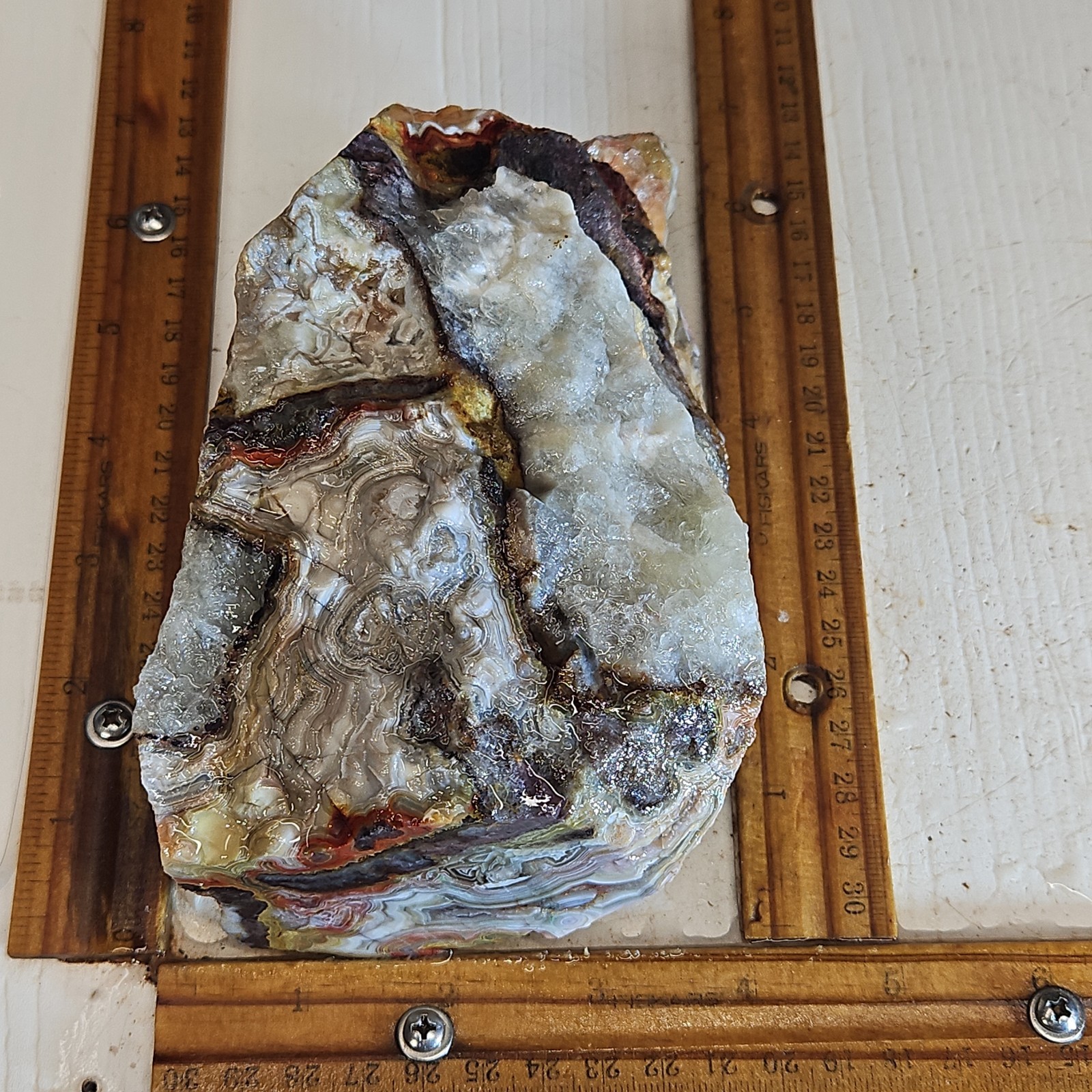 laguna lace agate rough. Spectacular colors, sharp banding 3lbs 5.2oz.