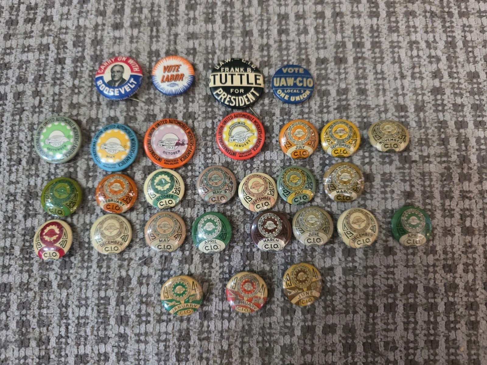 Lot x29 Vintage UAW United Auto Worker Union Pinback Button Pins 1930’s 40’s CIO