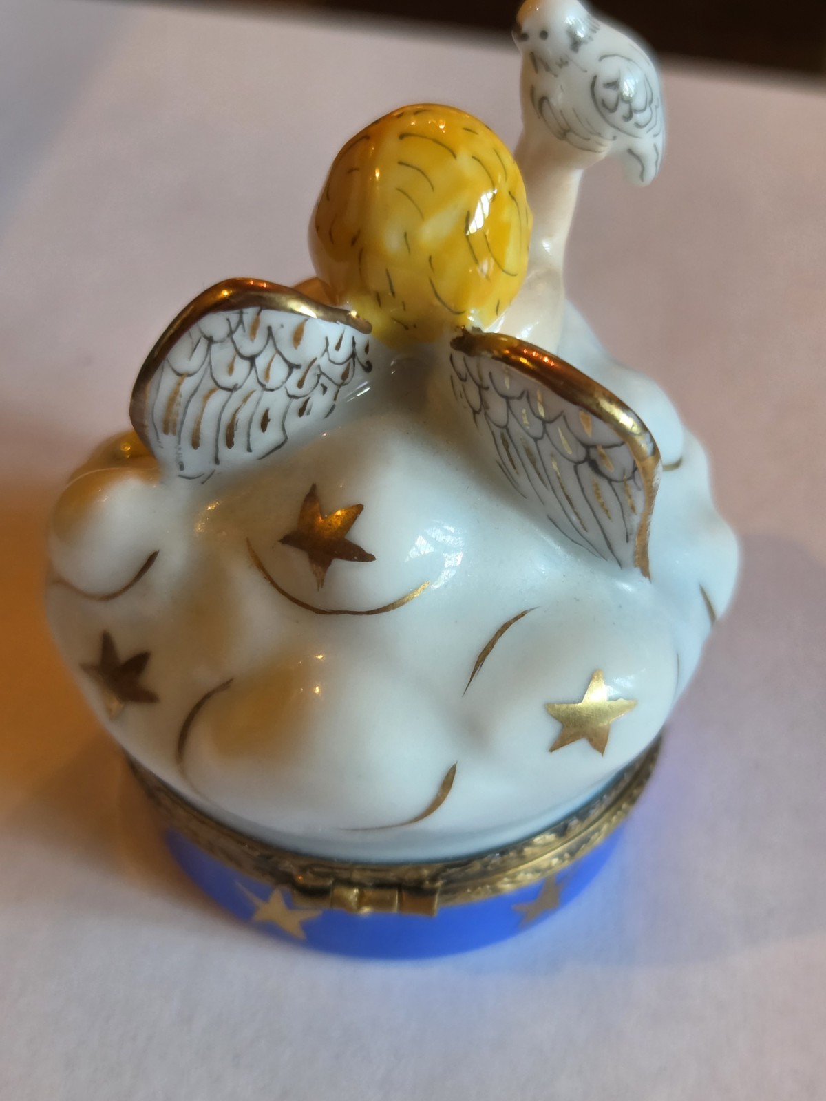 Limoges „Cherub Angel On A Cloud“ Peint Main Trinket Box 197/1000
