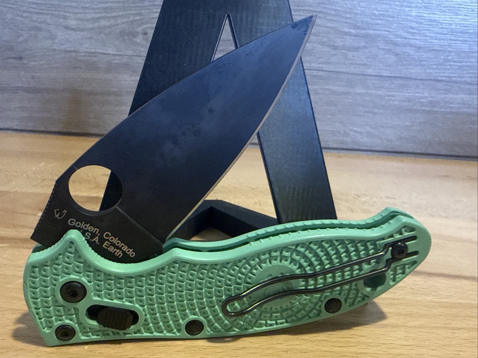 Spyderco Mint Green Frame Black Blade Lightweight Folding Knife CPM-M4 USA