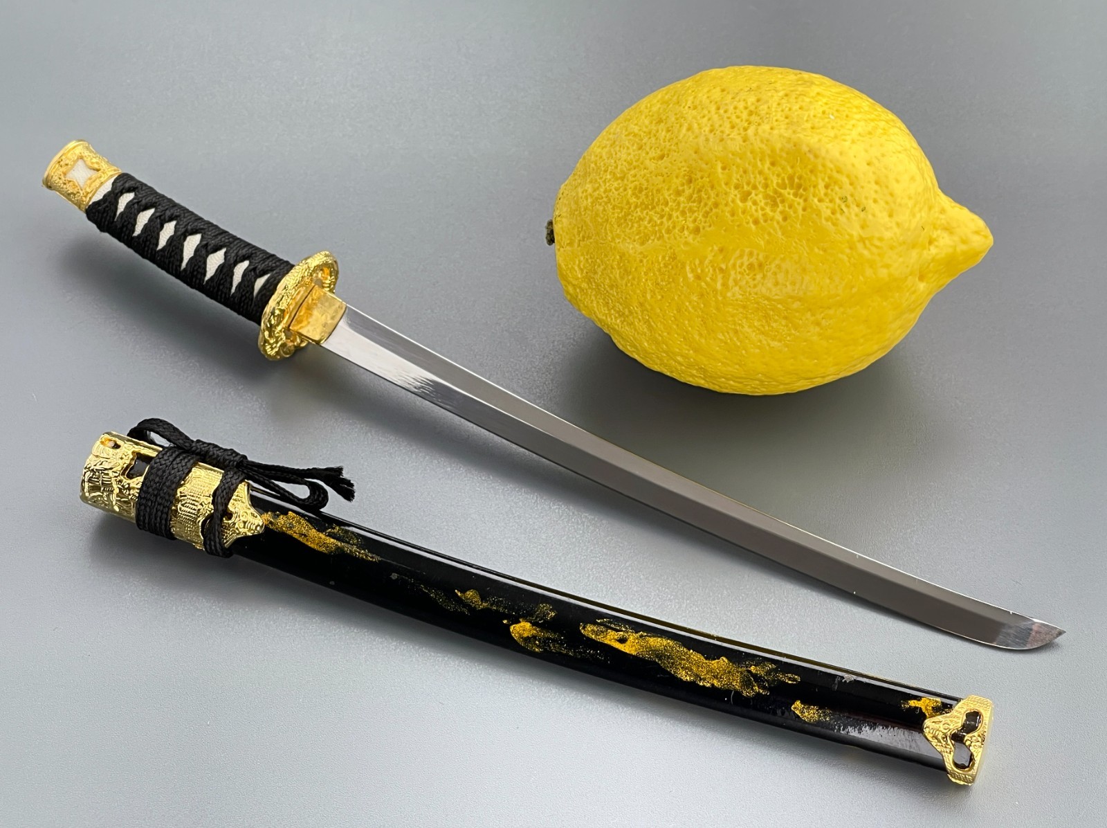 Miniature Japanese Katana Sword Letter Opener Sharp Knife in Scabbard Souvenir f