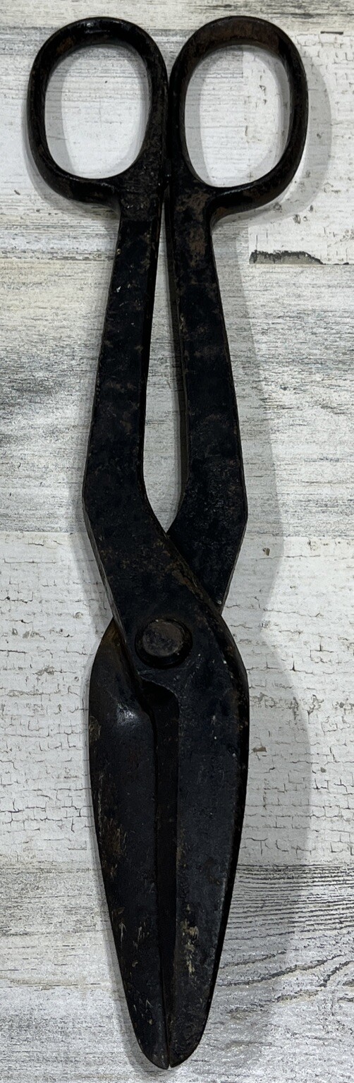 VINTAGE Tools Sheet Metalwork Cutters Tin Snips HVAC Nippers Pliers Lot of 2