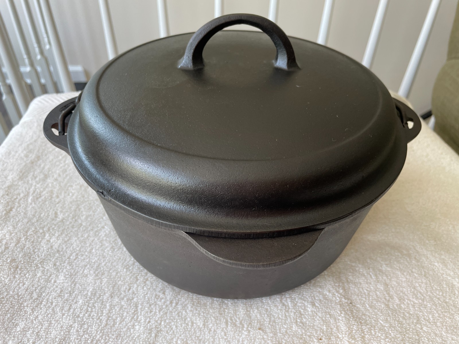 Griswold # 8 Tite Top Dutch Oven Catalogue # 1278 & 1288 Self Basting Lid 1930’s