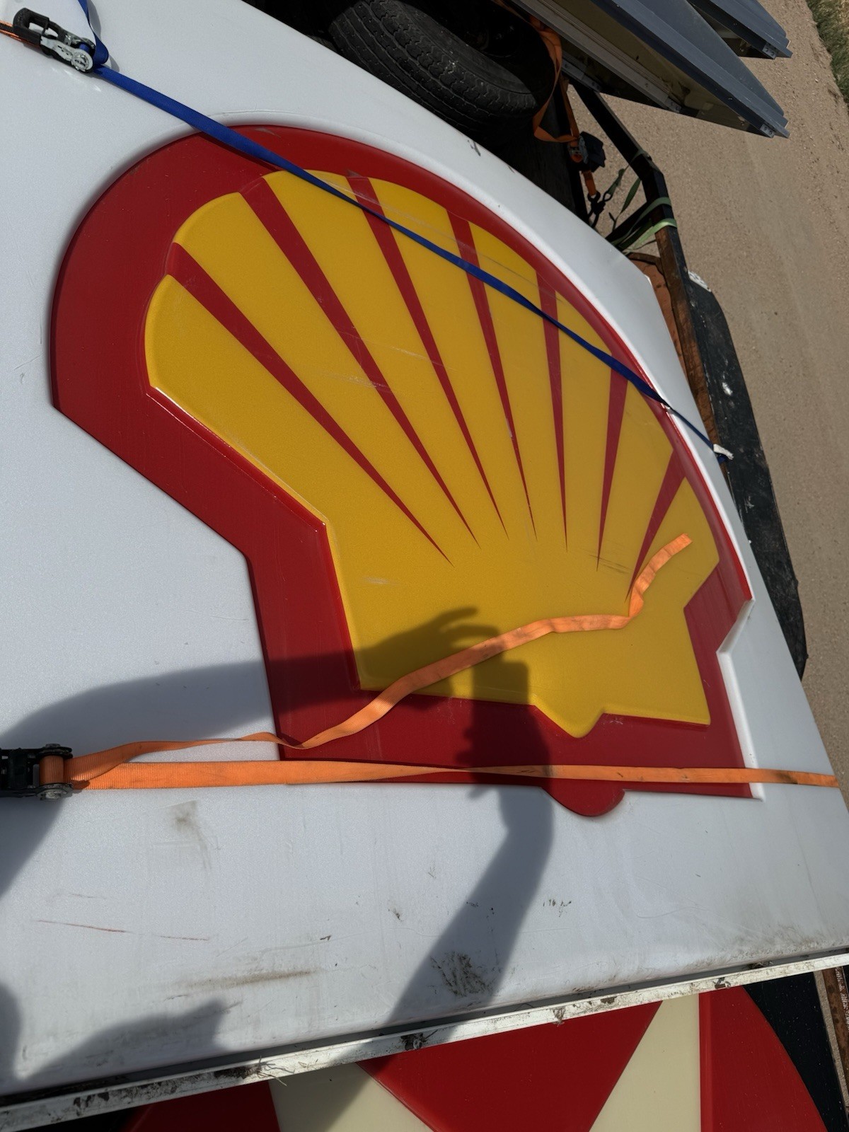 Shell Gas Sign Roughly 6’x6’ (fiberglass) ?