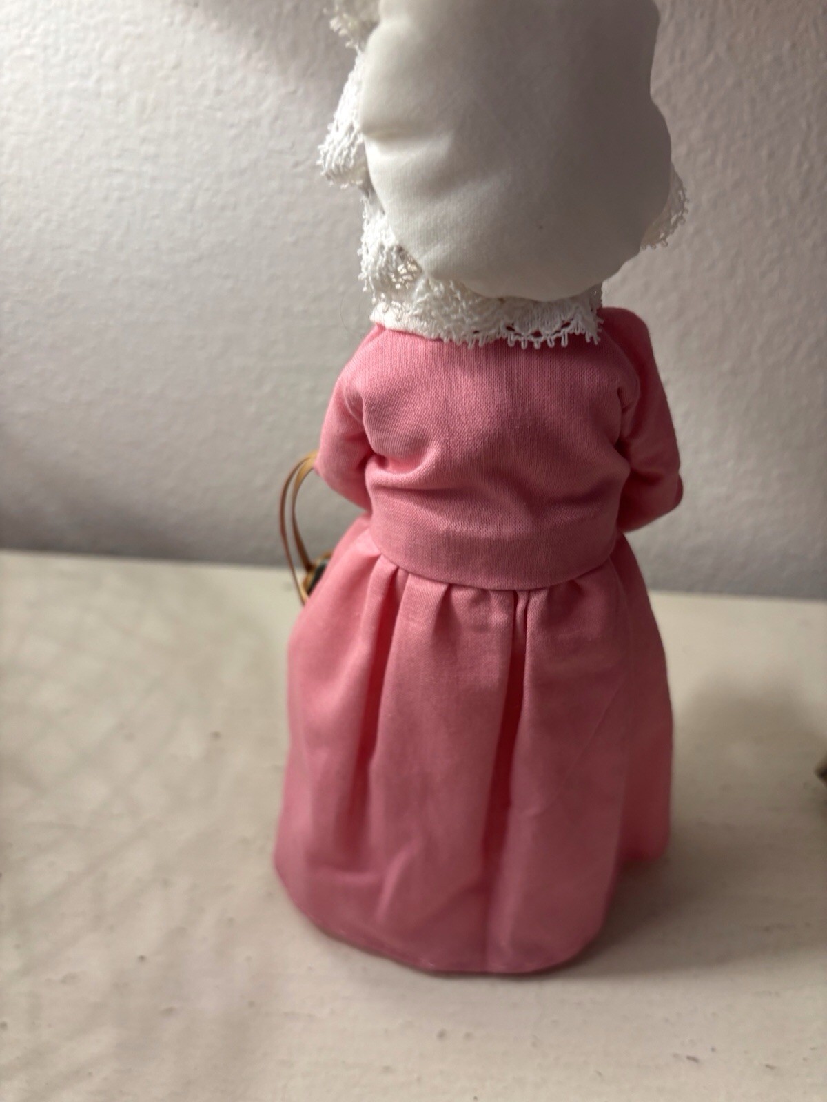 Williamsburg Byers Spring/Easter Girl & Basket Of Hot Cross Buns. Hard to Find.
