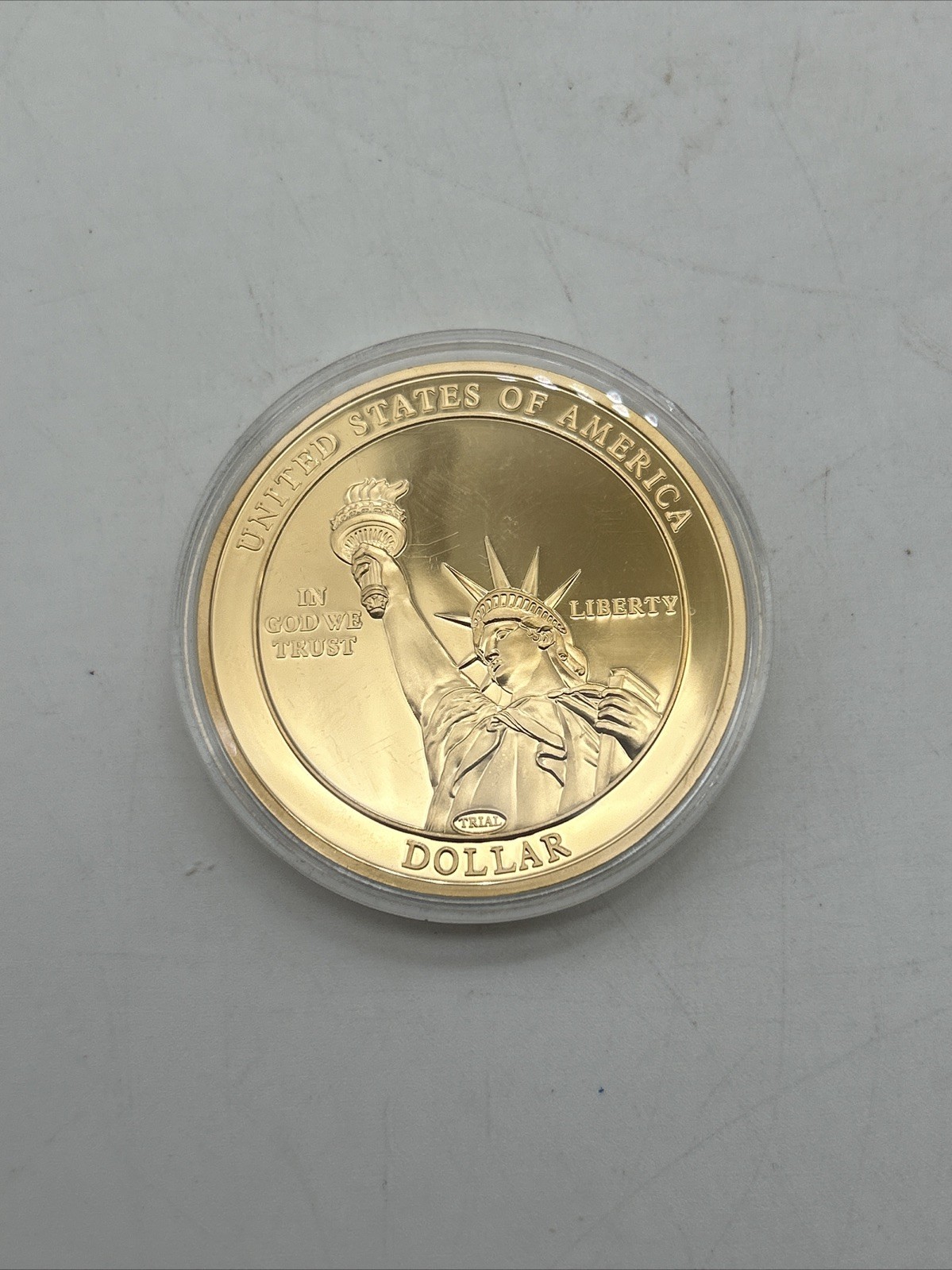 Barack Obama 2009-2017 44th President American Mint Gold Plated Coin 2”