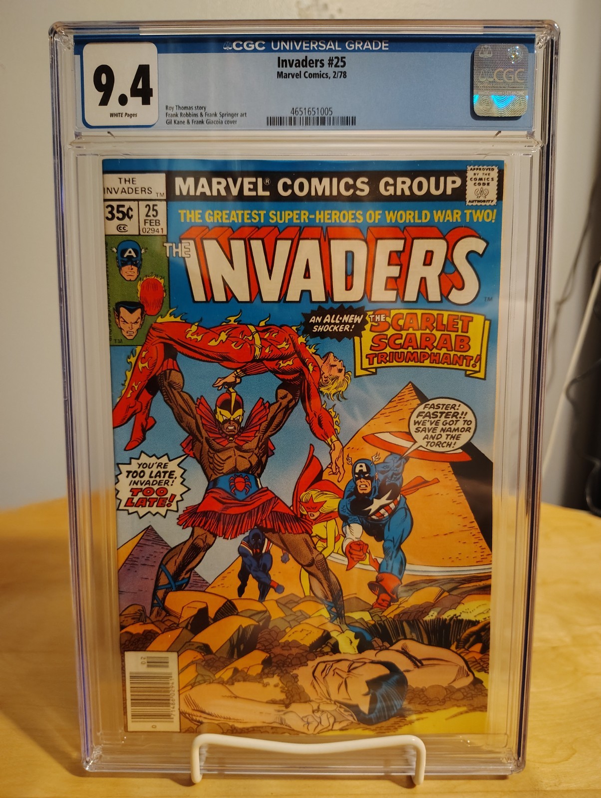 INVADERS # 25 CGC 9.4 WHITE PAGES ~ GIL KANE AND FRANK GIACOIA COVER!