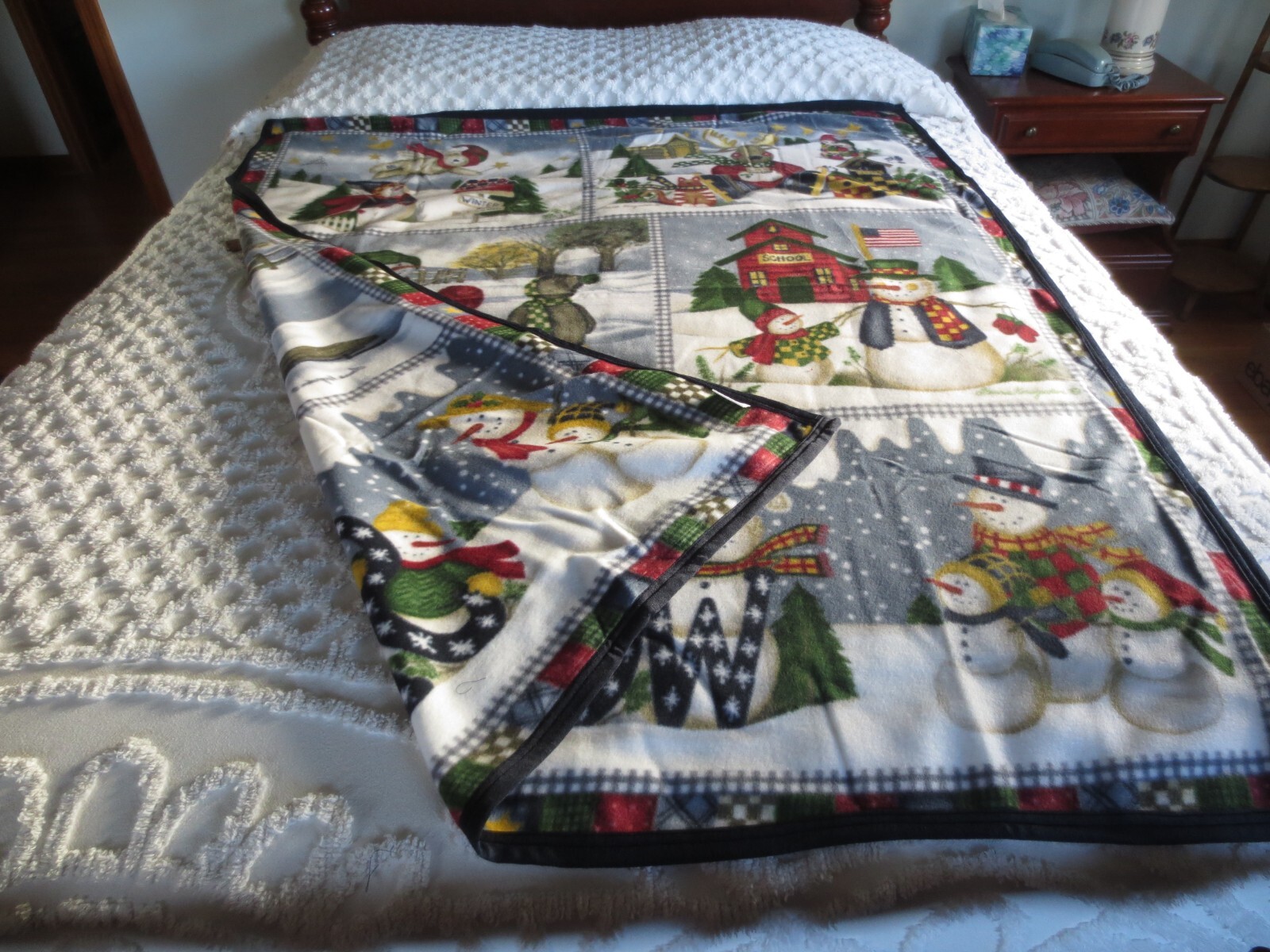 NIP C. Laurie Korsgaden 100% Polyester SNOW FLEECE Throw BLANKET – 50″ x 62″