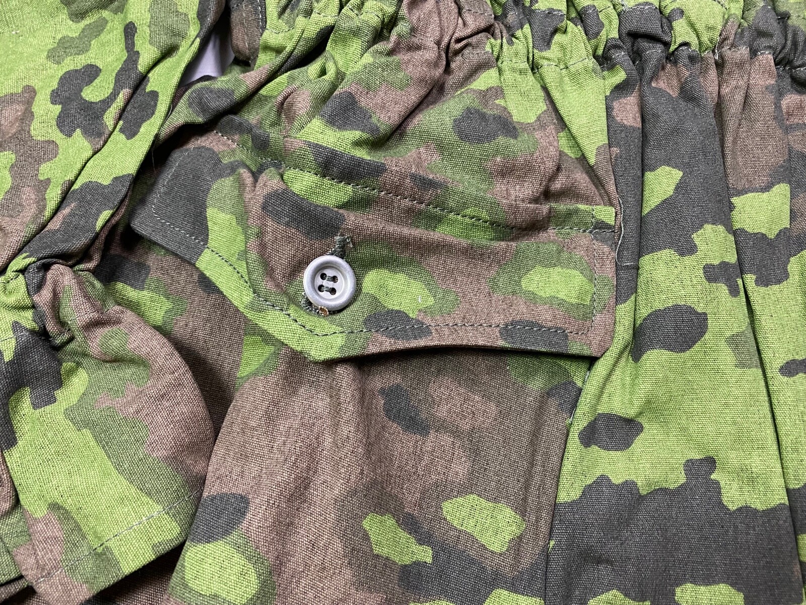 WWII GERMAN WAFFEN OAK CAMO REVERSIBLE FIELD SMOCK- SIZE 3 (46-50R)