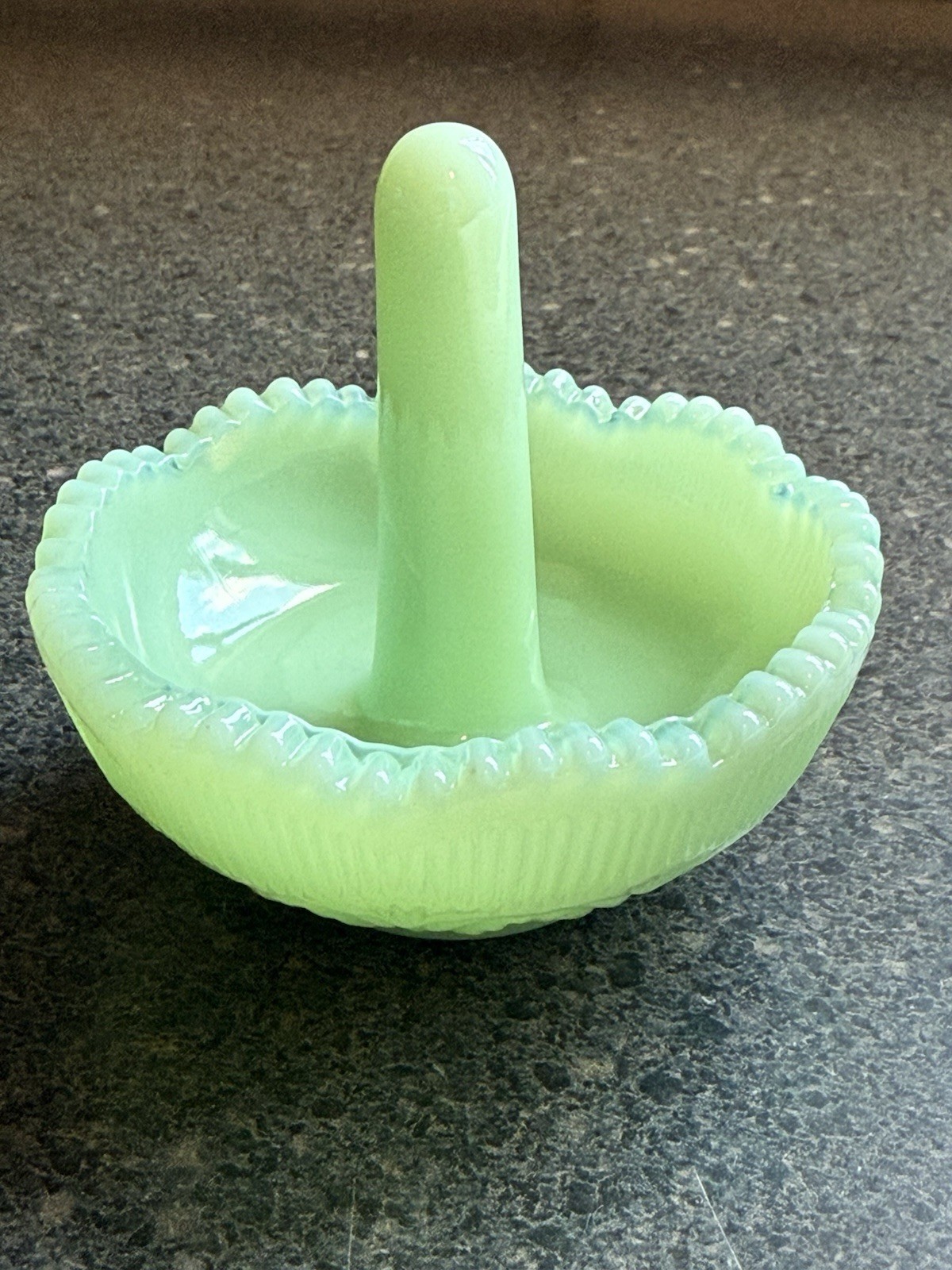 Mosser Glass USA Ring Holder – JADE / JADEITE – Great gift for Mom, Sister, Aunt