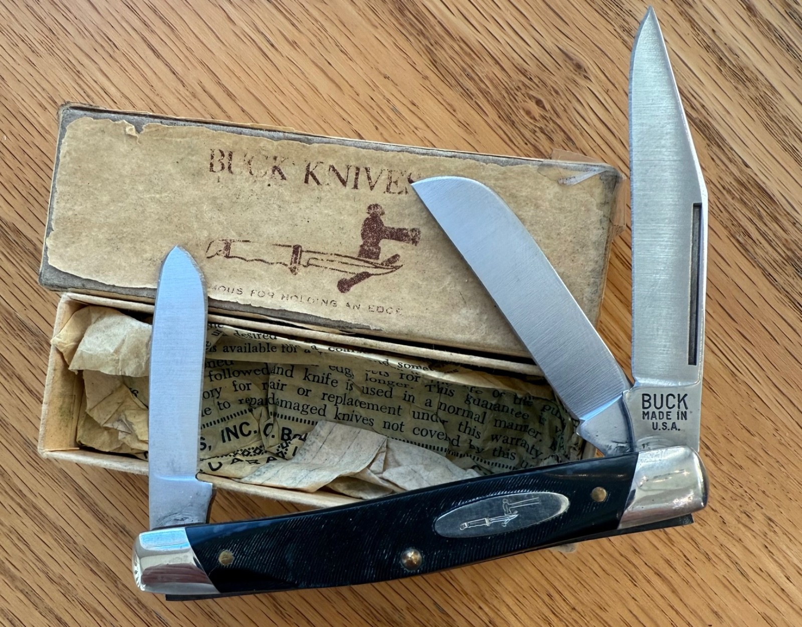 RARE VINTAGE BUCK NO PATTERN # 303 CADET KNIFE NEVER USED IN BOX N4