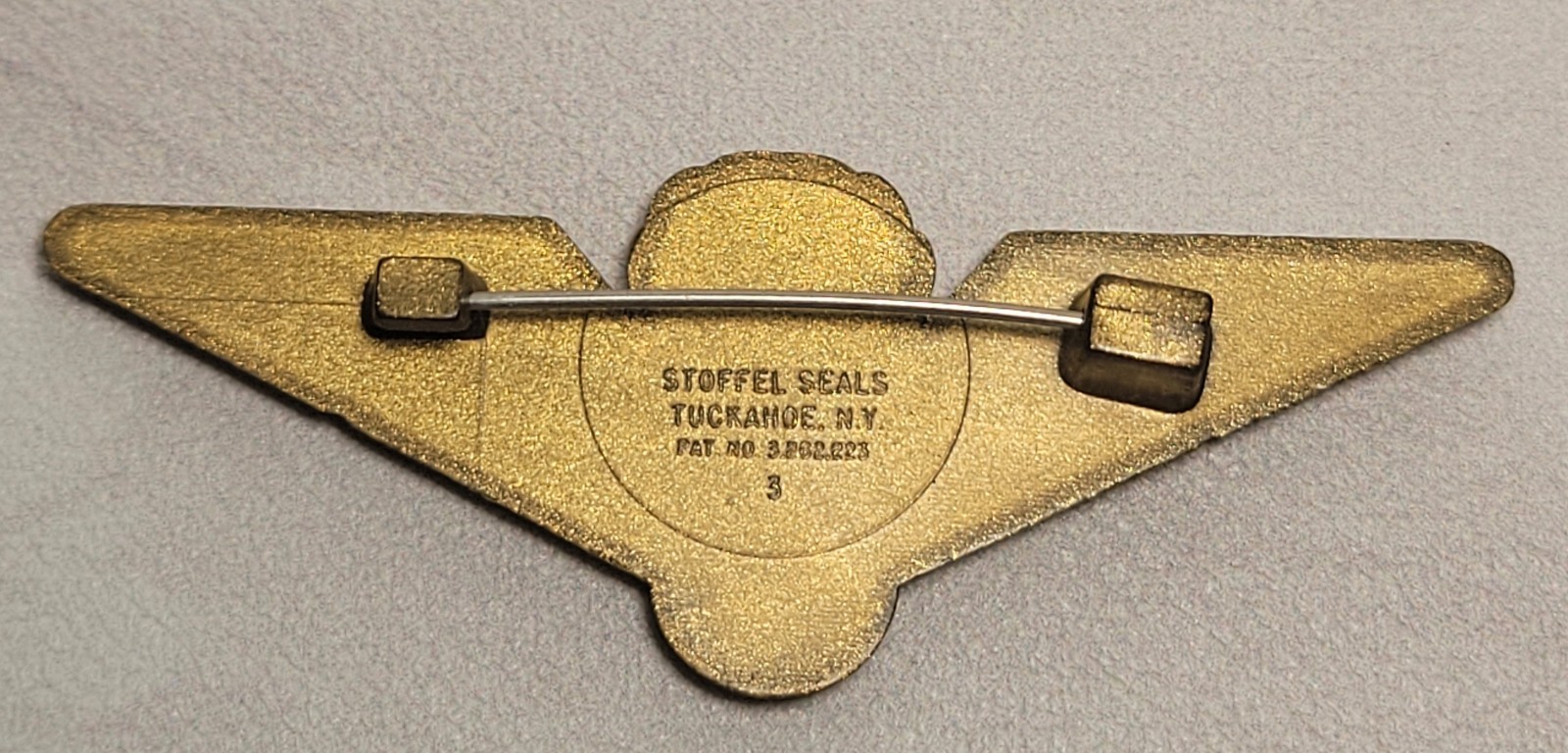 Delta Airlines & TWA Plastic Wing Pins Stoffel Seals Vintage Kids Aviation