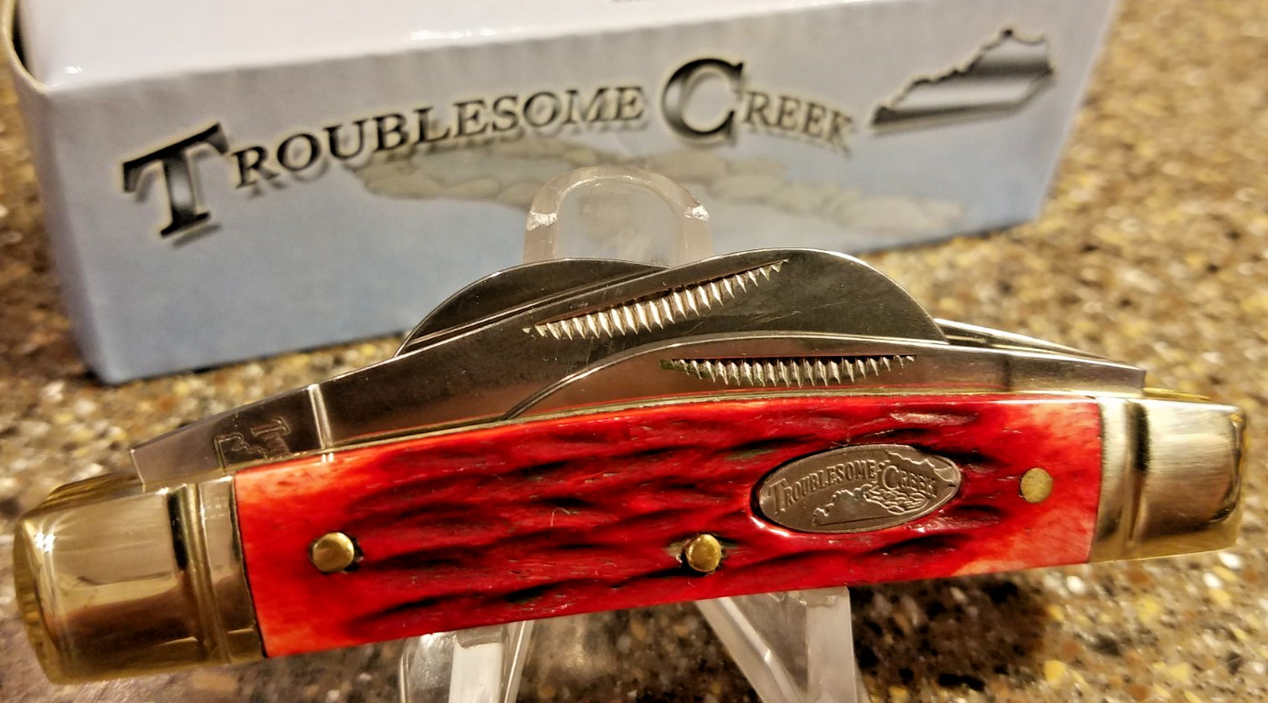 Troublesome Creek , 7011RD, Congress Red Jigged Bone, 3-5/8″, NEW, Vintage 2005