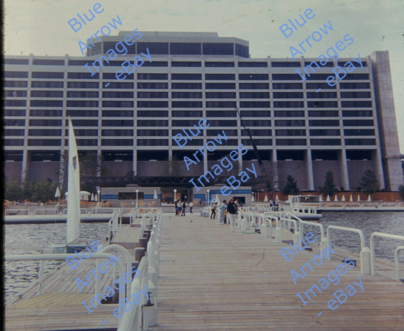 1971 35mm slide Disney World Contemporary Resort Construction Crane Pier #3664